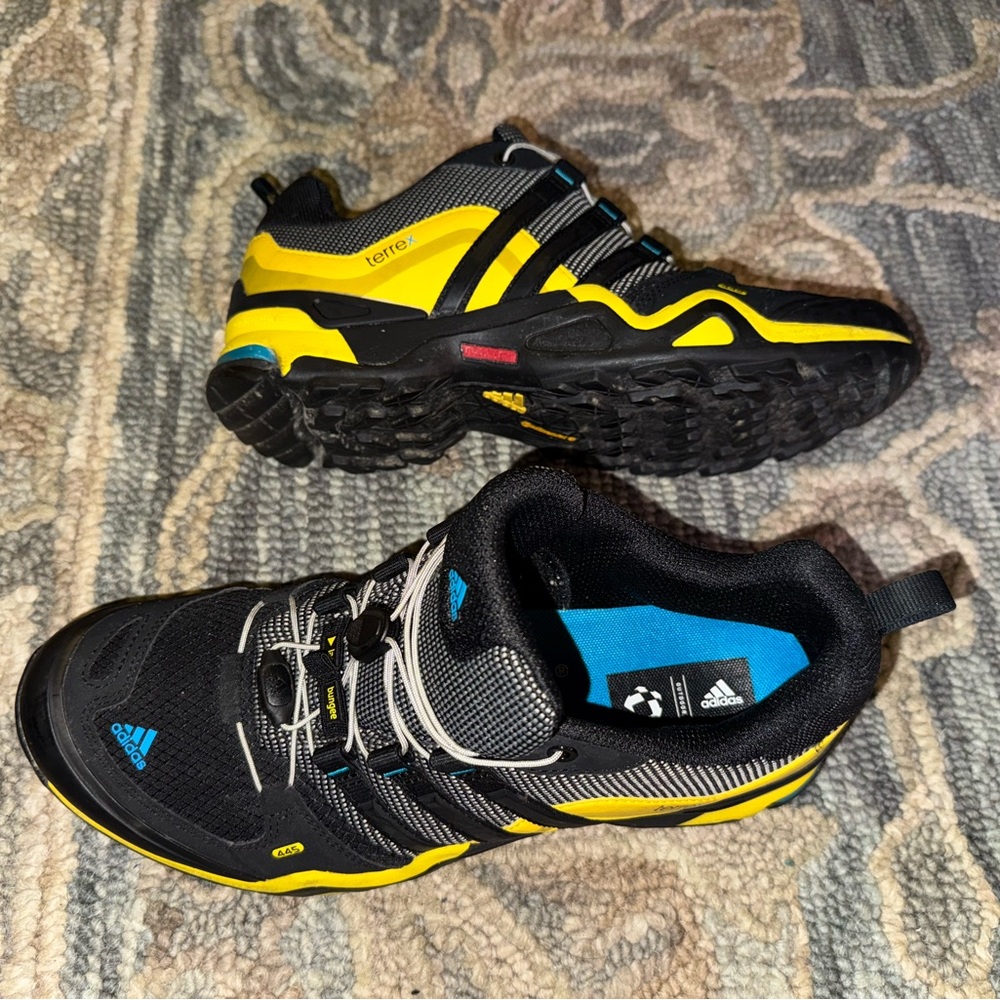 Adidas Black and Yellow Trail Shoes with Blue Highlights - Picture 4 of 13